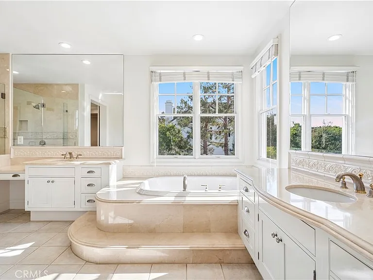 15 Jupiter Hills Dr — Photo 23