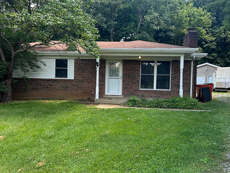 164 Beech Ct — Photo 1