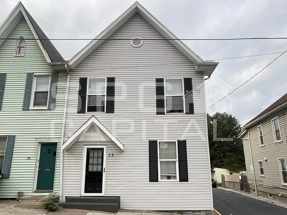 28 N 4th St #3