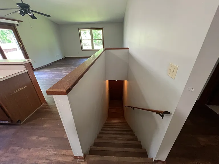 626 Plainfield Ct — Photo 11
