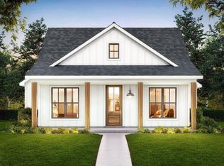 2001 Chippewa St, Traverse City, MI
