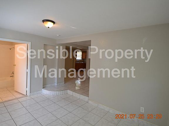 3rd image of 4005 Deleuil Ave