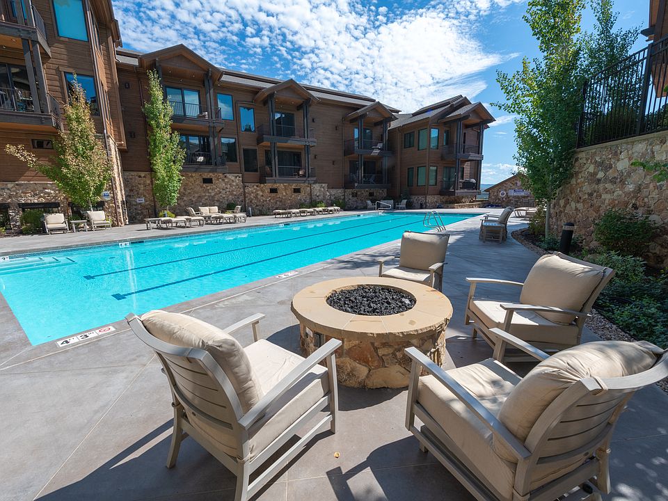 1st image of 4221 Willow Draw Rd #305