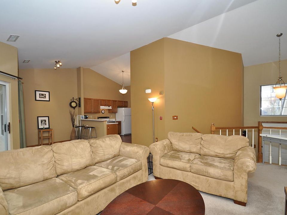 2nd image of 3581 W Old Oak Dr #3581