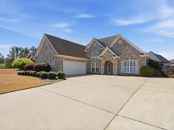 2002 Dorsett Cir, Moody, AL 35004