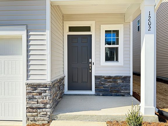 2nd image of 1202 Rose Finch Dr