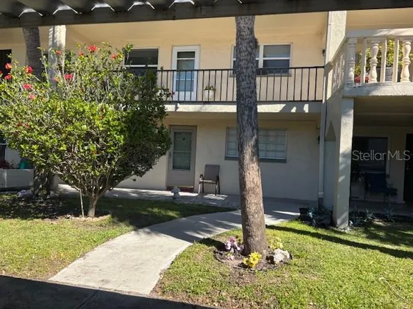11720 Park Blvd APT 104, Seminole, FL 33772