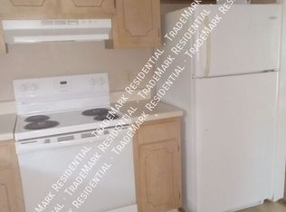 290 W Northpoint Rd #E, Spring Lake, NC 28390