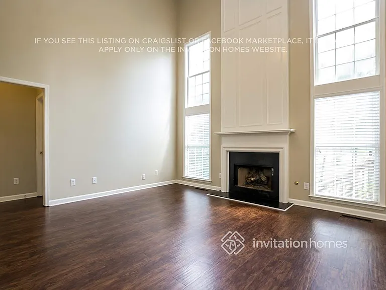 4132 Glenaire Way NW — Photo 3