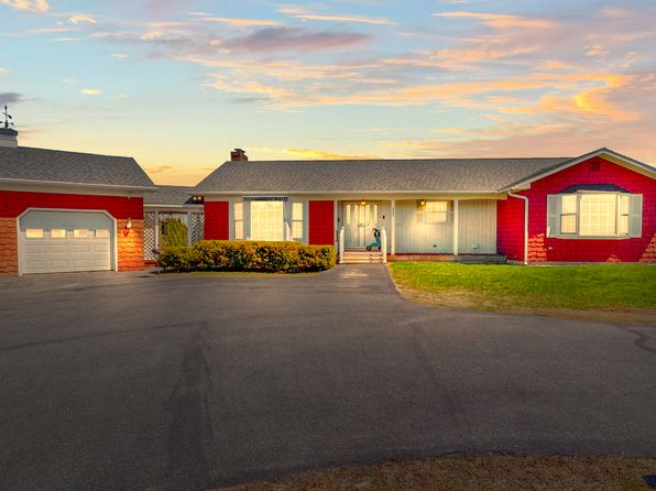 363 Beech Hill Road, Auburn, ME 04210
