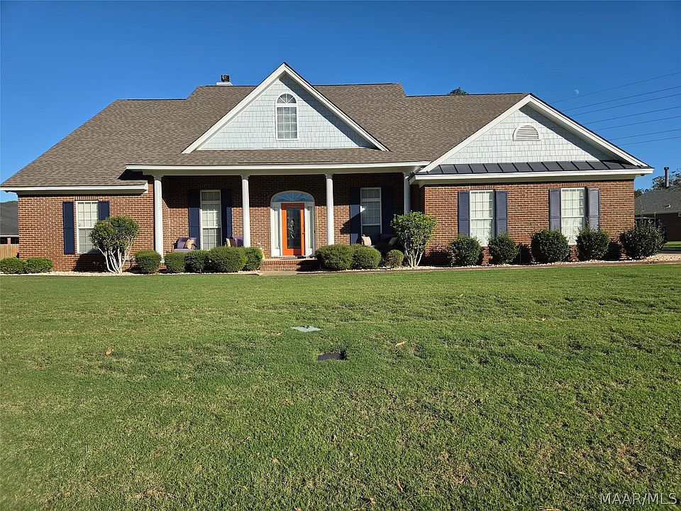 1st image of 832 Winding Wood Dr