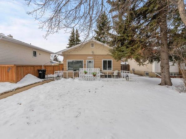 5228 E 48th St, Camrose, AB T4V 1M3