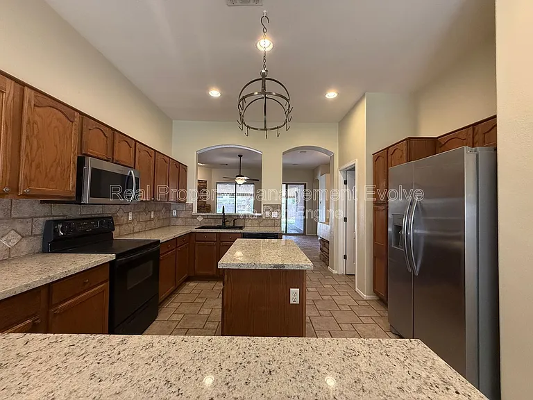 4381 E Sundance Ct — Photo 13