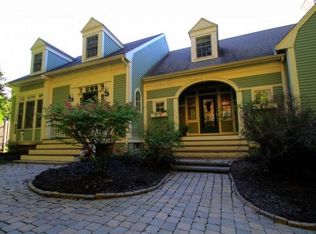 125 Bachelor St, West Newbury, MA 01985