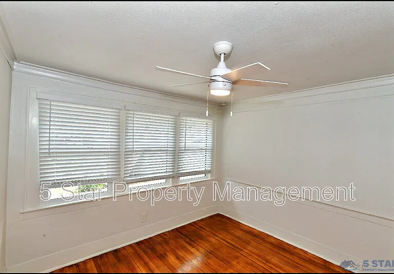 2906 Wheeling Ave — Photo 30
