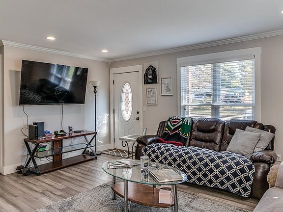 4th image of 132 Kirkpatrick Dr
