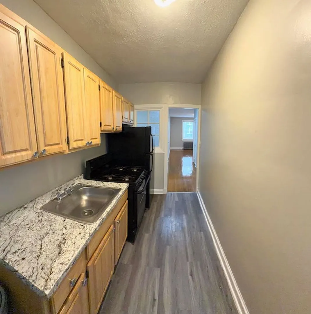 15 Gallatin St Ne — Photo 4