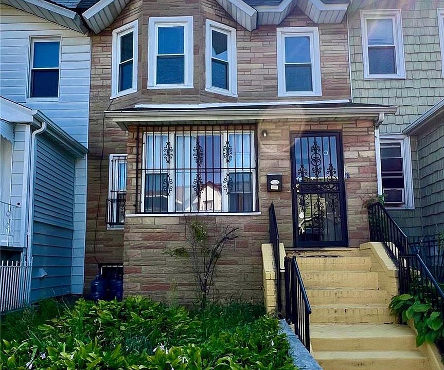 1st image of 31-07 93rd Street