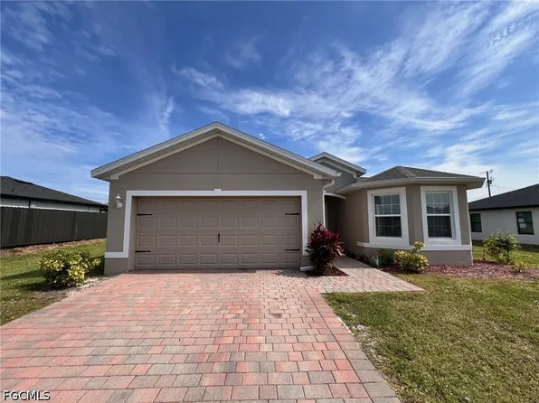 103 NW 7th St, Cape Coral, FL 33993