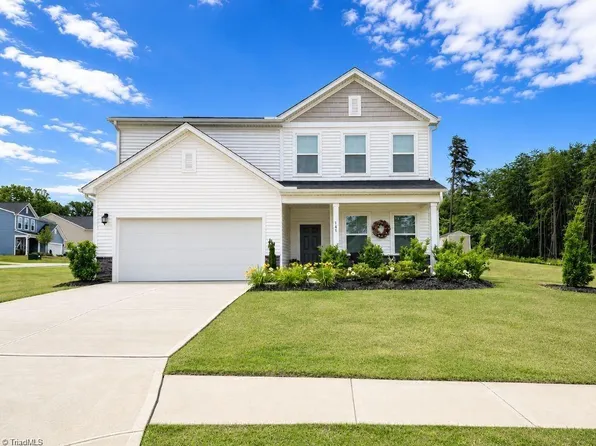 141 Cremello Dr, King, NC 27021
