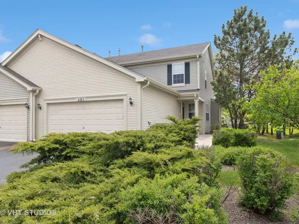 667 W Jonathan Dr, Round Lake, IL 60073