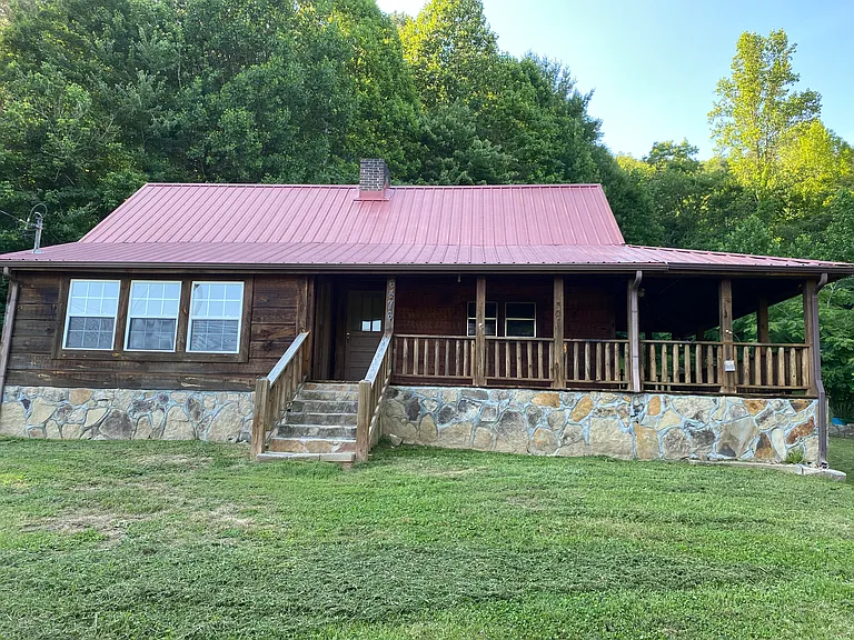 6476 Happy Valley Rd — Photo 1