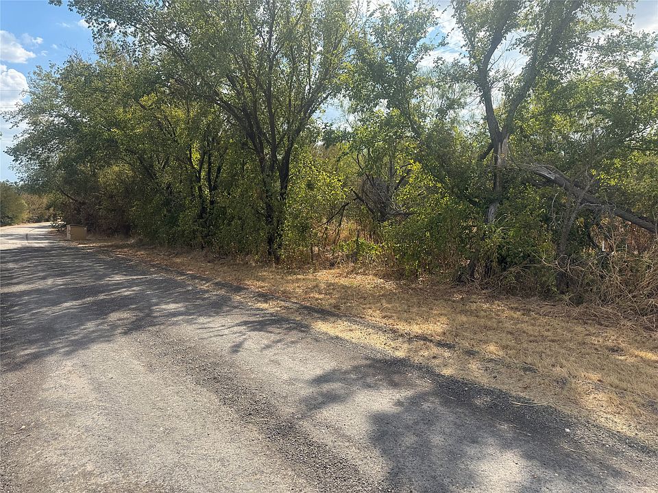 1st image of 780 County Road 410a