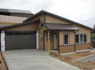 2263 Brooklyn, Coos Bay, OR 97420