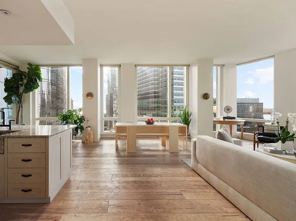 101 Warren St APT 2010, New York, NY 10007
