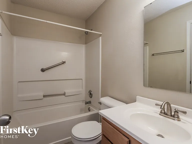 9192 Huntleigh Cir — Photo 9