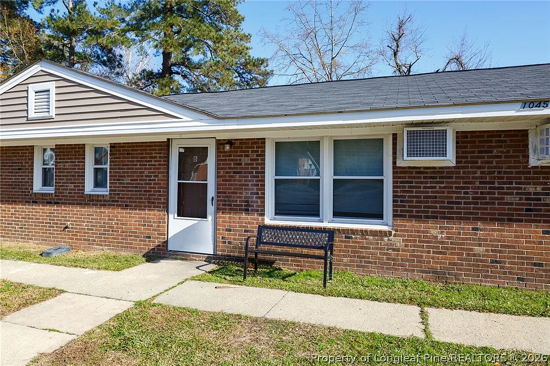 1 bed, 1.0 bath, 800 sqft, $725 — Photo 2