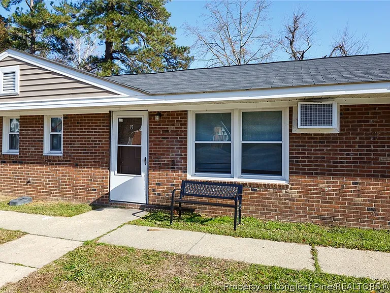 1045 Rulnick St #B — Photo 2