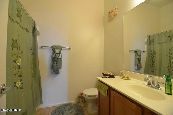 Full Guest Bath