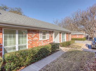 1029 Roaring Springs Rd, Fort Worth, TX 76114