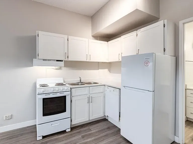 620 67th Ave SW — Photo 35