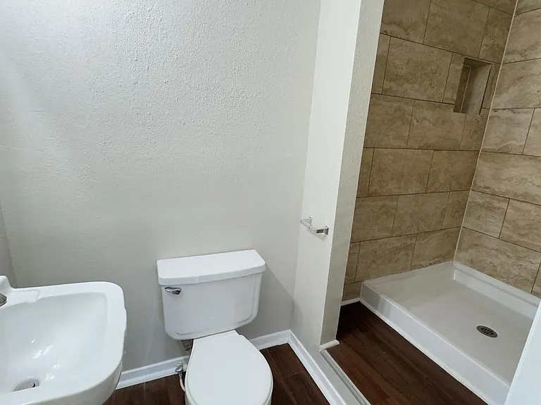 817 Hudler St — Photo 12