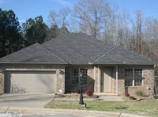 3108 Hidden Meadows Dr, Benton, AR 72015