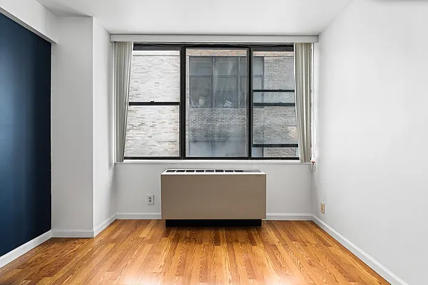 Rented by Triumph Property Group | media 10