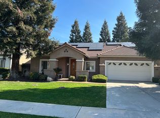 156 N Boise Ct, Visalia, CA 93291