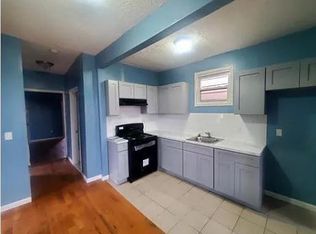 462 S 14th St #2A, Newark, NJ 07103