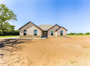 127 Captain Ln, Weatherford, TX 76086