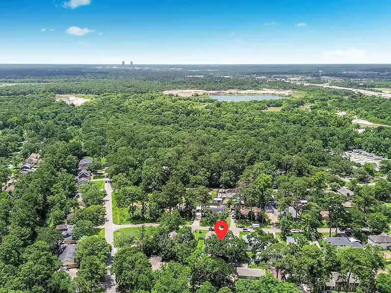 611 Sycamore Dr — Photo 32