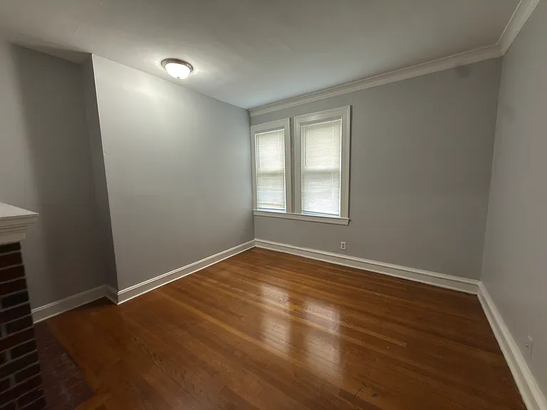 330 Laurel St #312 — Photo 7
