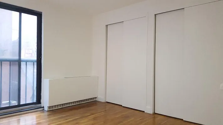 Rented by Bond New York | media 17