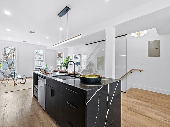 4th image of 63 Jefferson Ave Floor 2