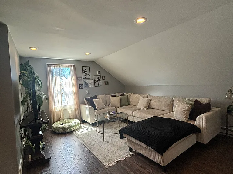 86 Cherry St #3 — Photo 2