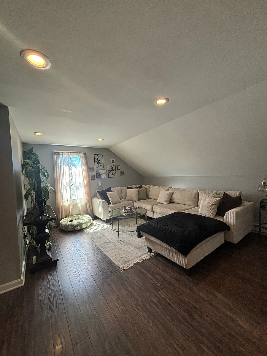 Building Photo - 86 Cherry St #3