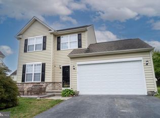 177 Golden Plover Dr, Smyrna, DE 19977