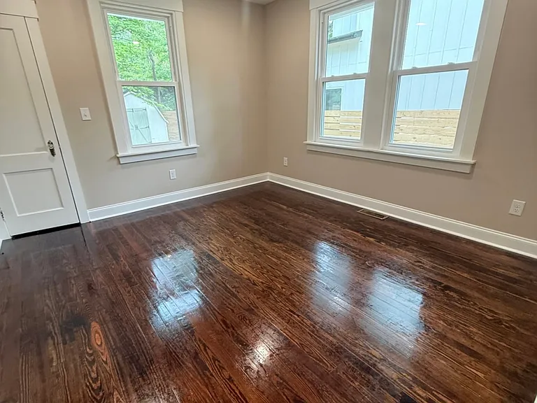 311 Magnolia Rd — Photo 2