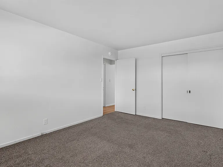 962 Lupin Dr #3 — Photo 5